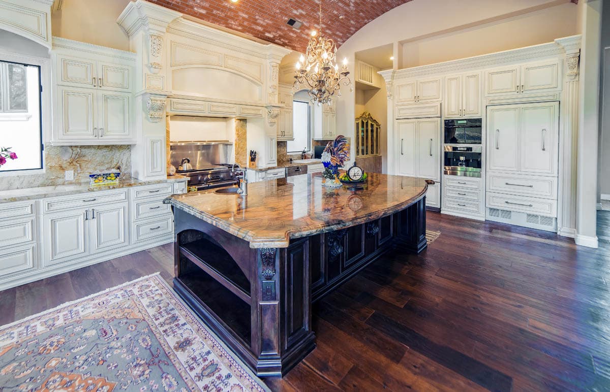 Custom custom cabinetry built by AV's Cabinets — project photo 1