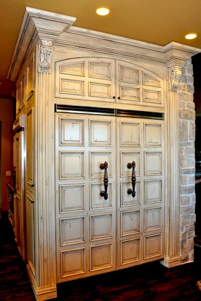 Custom kitchen cabinets built by AV's Cabinets — project photo 1
