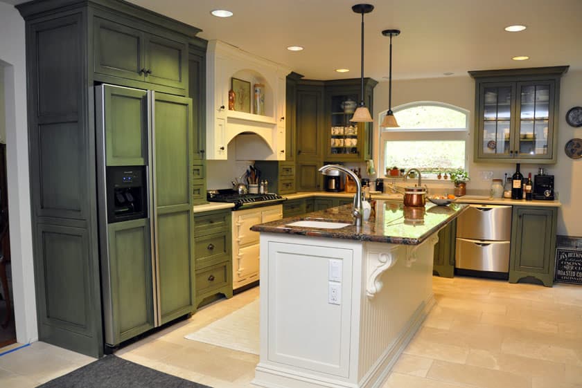 Custom kitchen cabinets built by AV's Cabinets — project photo 1