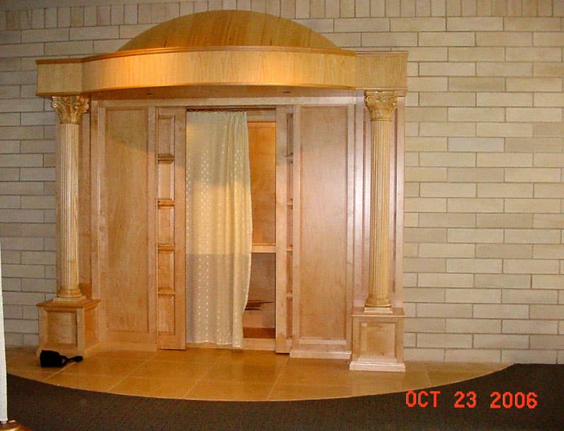 Custom custom doors built by AV's Cabinets — project photo 4
