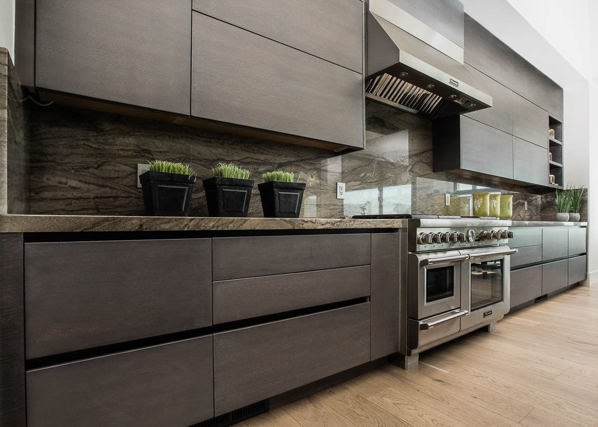 Custom kitchen cabinets built by AV's Cabinets — project photo 1