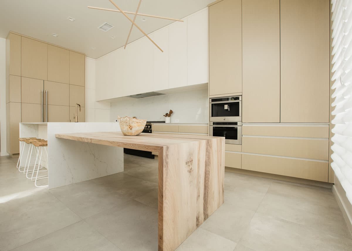 Custom kitchen cabinets built by AV's Cabinets — project photo 1