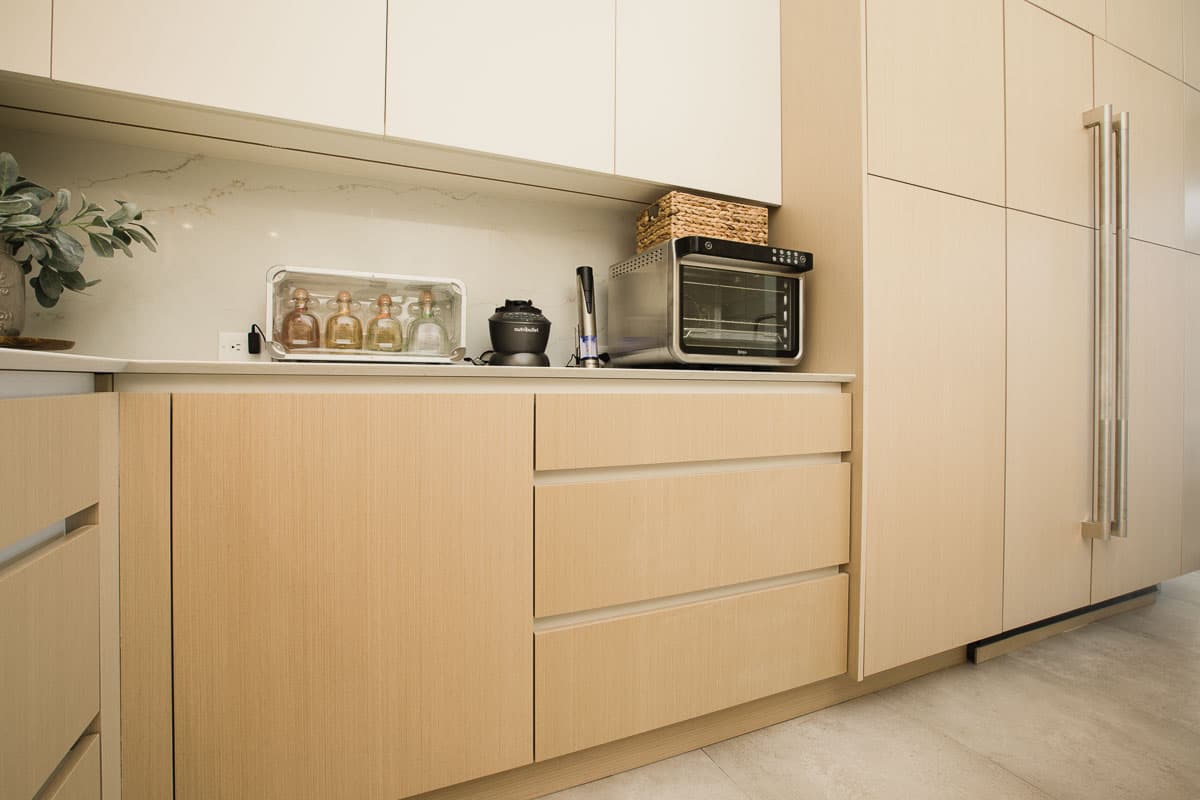 Custom kitchen cabinets built by AV's Cabinets — project photo 1